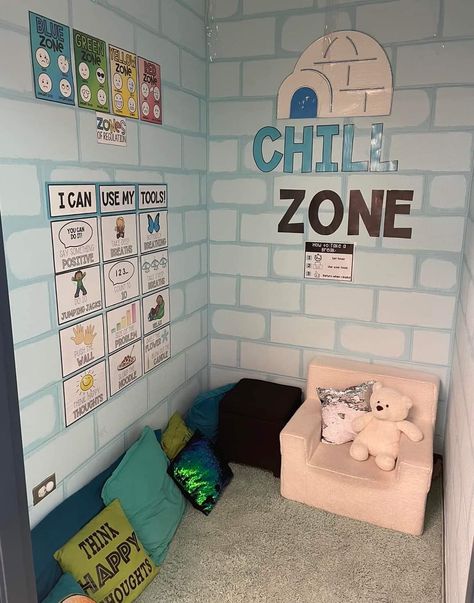 Classroom Bedroom Ideas, Calm Down Space In Classroom, Daycare Calming Corner, Calming Down Corner Classroom, Chill Out Zone Classroom, Classroom Chill Zone Ideas, Quiet Area In Classroom, Reset Room Ideas School, Bedroom Sensory Ideas