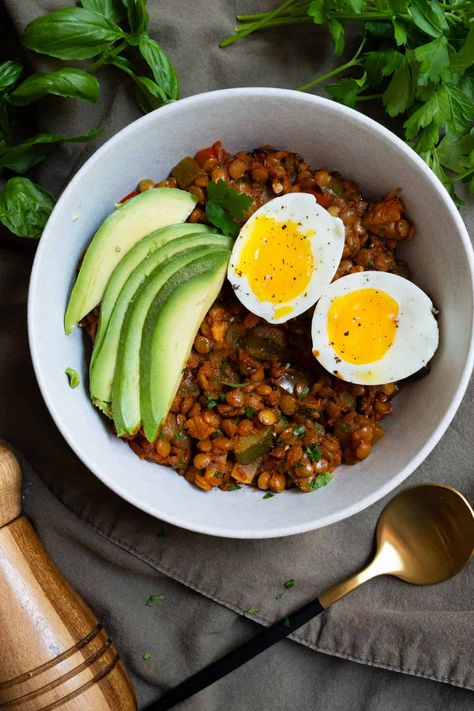 Eggs and Lentils for Breakfast - always from scratch Lentil Dinner Recipes, Lentil Recipes Easy, Red Lentil Recipes, Longevity Recipes, High Fiber Breakfast, Lentils Vegan, Prep Breakfast, Breakfast Bread Recipes, Balanced Breakfast