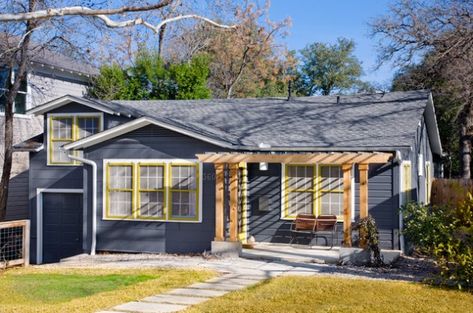 Front Porch Pergola, Vinyl Pergola, Backyard Cottage, Pergola Swing, Building A Pergola, Plans Architecture, Pergola Attached To House, Contemporary Exterior, Backyard Pergola