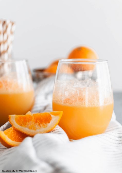 This 3 ingredient Orange Sherbet Punch is perfect for all your upcoming holiday parties. Whip up a batch and watch it disappear. All you need is orange sherbet, lemon lime soda and orange juice. 3 Ingredient Punch, Orange Sherbet Punch, Tea Punch Recipe, Candy Boards, Party Punches, Easy Party Punch, Bomb Drinks, Sherbet Punch, Orange Punch