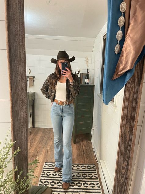 Curve Love Ultra High Rise Stretch … curated on LTK Western Outfits Women Flare Jeans, Lowkey Country Outfits, Fair And Rodeo Outfit Ideas, Cowgirl Outfits Midsize, Simple Outfits With Cowgirl Boots, Long Sleeve Cowgirl Outfit, Country Autumn Outfit, Southern Girl Aesthetic Outfits, Country Inspo Outfit