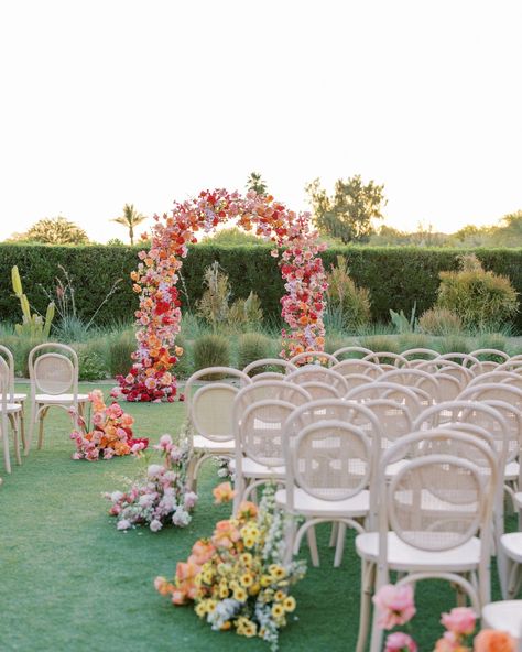 Dreaming of colorful ceremonies and ombré aisles Floral Ceremony, Wedding Vibe, Ombre Wedding, Arizona Wedding, August 8, Wedding Engagement, Wedding Ceremony, Wedding Planner, Arizona