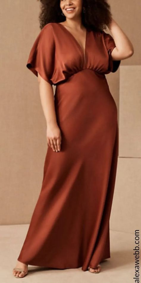 Plus Size New Year's Eve Gowns with Sleeves Elegant Dress Plus Size Classy, Dress For Big Size Woman, Vestidos Oscar, Plus Size Elegant Dresses, Plus Size Wedding Guest Dresses, Long Evening Dresses, Look Plus Size, Plus Size Gowns, Plus Size Cocktail Dresses