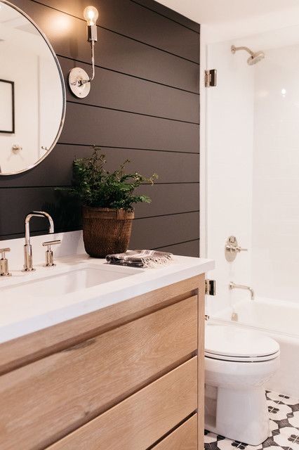 Laguna Residence - Beach Style - Bathroom - San Diego - by Pacific Edge Builders | Houzz Powder Room Ideas, Greige Design, Trendy House, Shiplap Bathroom, Ship Lap, Best Powder, Bathroom Modern, Country Bathroom, Downstairs Bathroom