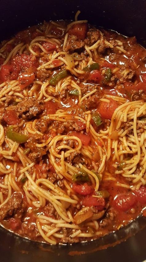 Spaghetti Meat Sauce Recipe, Spaghetti With Meat, Recipes Spaghetti, Meat Sauce Recipe, Ground Chuck, Spaghetti Meat Sauce, Best Spaghetti, Grandma Cooking, Meat Sauce Recipes