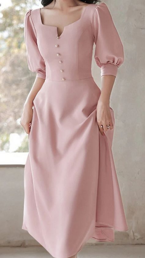 I saw this Vintage Women Korean Midi Robe Elegant Evening Dress and I can’t get it off my mind! The half sleeves and square neck are just so classy! I can totally see myself wearing this for a night out or a special event. The fabric looks super comfy, too!  Have you guys seen this dress? What do you think?   Let me know in the comments!   #VintageDress #EveningWear #FashionDreams #KoreanStyle #DressGoals 💖👗✨ Coat Burkha, Elegant Long Dress, Modest Dresses Casual, Korean Fashion Dress, Classy Dress Outfits, Half Sleeve Dresses, Elegant Dresses Long, Evening Dresses Elegant, Classy Dress