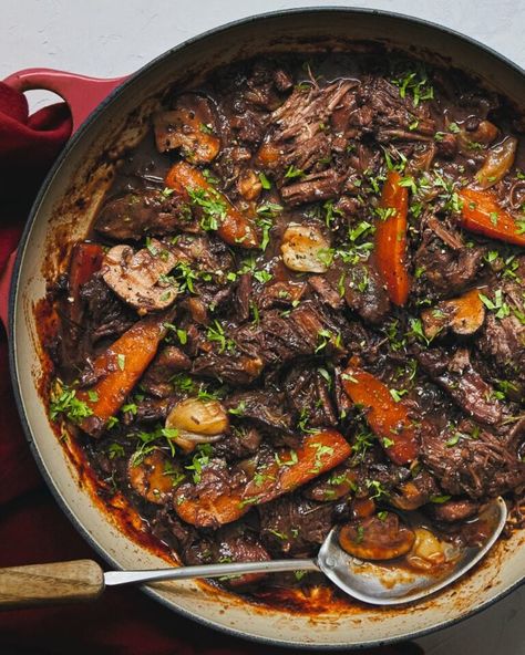 Beef short rib bourguignon Roasted Side Dishes, Batch Cooking Recipes, Beef Dinner Recipes, Carrots Side Dish, Seasonal Cooking, Slow Cooked Beef, Short Rib, Delicious Magazine, Beef Stew Recipe