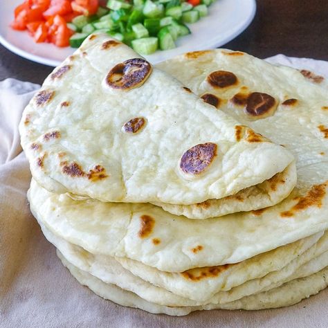 Greek Yogurt Cloud Bread, Flat Bread With Yoghurt, Two Ingredient Flatbread Recipe, Flatbread Yogurt And Flour, 2 Ingredient Flat Bread Recipe, Two Ingredient Flat Bread, Simple Flat Bread Recipe, Easy Flatbread Recipes Greek Yogurt, Bread Recipes With Yogurt