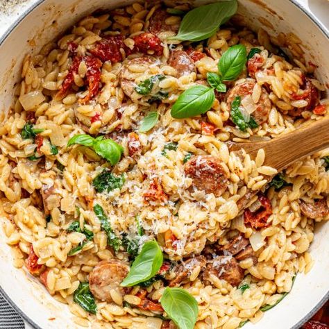 Spinach + Sun Dried Tomato Orzo with Sausage - The Natural Nurturer Sun Dried Tomato Orzo, Orzo With Sausage, Sun Dried Tomatoes In Oil, Dried Tomatoes In Oil, Sausage Orzo, Gluten Free Orzo, Tomato Orzo, Natural Nurturer, Spinach Parmesan