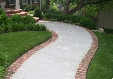 Sidewalk Landscaping, Front Yard Walkway, Walkway Landscaping, Walkway Design, Brick Walkway, Pathway Landscaping, Concrete Walkway, Front Walkway, Garden Walkway