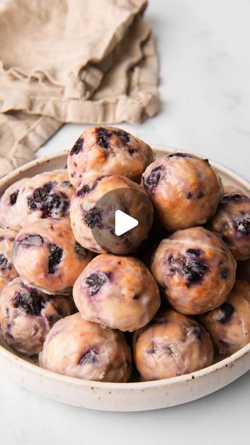 Patricia Martinescu on Instagram: "2-Ingredient Blueberry Donut Holes. 🫐 #ad Sweet berry clouds of fluff that are high in protein and made in the new @cuisinart 4.5 Quart Basket Air Fryer! This is honestly the best Air Fryer I’ve ever had. With features from air fry to bake, a generous 8x8 cooking surface area, light-up window & toss notification, this one tops the other basket air fryers I’ve tried out. It doesn’t get easier or prettier than this and it’s currently on sale for $30 off until 8/15 via #linkinbio! #cuisinart_partner

Ingredients: 
• 2 cups self-rising flour
• 1 cup Greek yogurt (it must be Greek yogurt for the recipe to work) 
• 1/2 cup frozen blueberries 
• 2 Tablespoons sugar, optional 

For the glaze: 
• 1 cup powdered sugar 
• 1 Tablespoon warm milk 

Directions: 
1. Pr Blueberry Donut Holes, Blueberry Donuts, The Best Air Fryer, Best Air Fryer, Best Air Fryers, Donut Holes, Doughnut Recipe, Self Rising Flour, Air Fryers