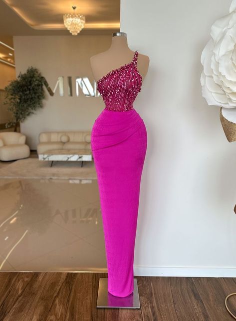 Classy Dresses With Sleeves, Dinner Dress Designs, Pink Met Gala Dresses, Fancy Elegant Dresses, Fitted Gown Styles, Elegant Evening Gowns Stunning Dresses, Fitting Dresses Classy, Pink Classy Dress, Long Classy Dress