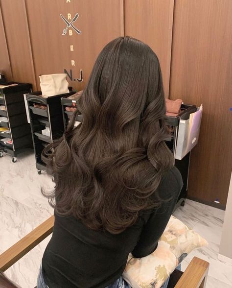 Cool Tone Brown Hair, Brown Hair Korean, Coffee Hair Color, Coffee Brown Hair, Dark Chocolate Brown Hair, Pelo Cafe, Rambut Brunette, Coffee Hair, Korean Hair Color