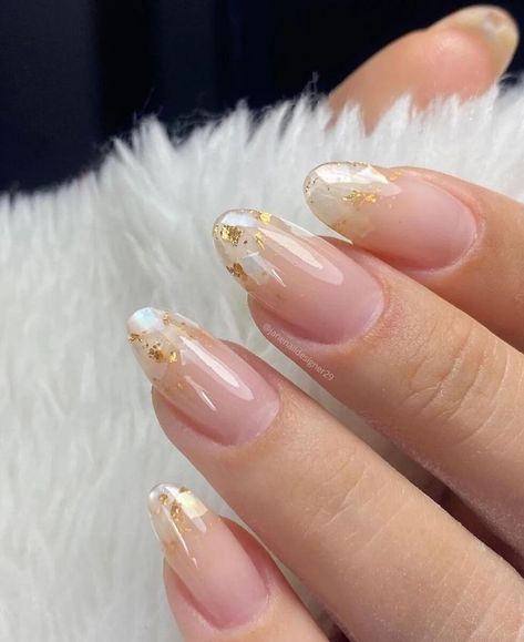 Nails With Gold, Kutek Disney, Unghie Sfumate, Nails Yellow, Smink Inspiration, Soft Nails, Nature Tattoos, Bridal Nails, Prom Nails