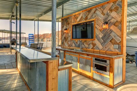 New Dock Trends: Bars & Outdoor Kitchens Pier Ideas Decks Boat Dock, Dock Bar Ideas Lakeside, Dock Bar Ideas, Boat Dock Design Ideas, Lake House Boat Dock Ideas, Floating Boat Dock Ideas, Boat Dock Bar Ideas, Dock Bar, Dock Decor Ideas Lakeside