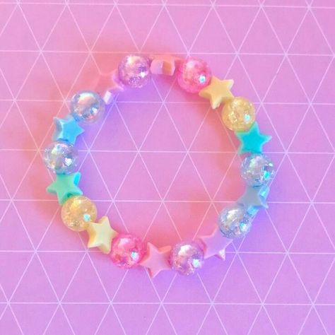 Fairy Kei Accessories, Kawaii Bracelet, Kandi Cuff, Kandi Bracelets, Kawaii Jewelry, Diy Bracelets Patterns, Rainbow Star, Soft Cute, Rainbow Bracelet