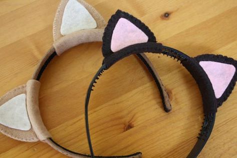 quick & easy cat ears – a Desert Bus tribute | Tally's Treasury Diy Cat Ears, Cats Costume, Cat Costume Diy, Kitten Party, Cat Ear Headband, Cat Ears Headband, Cat Birthday Party, Diy Toddler, Costume Diy