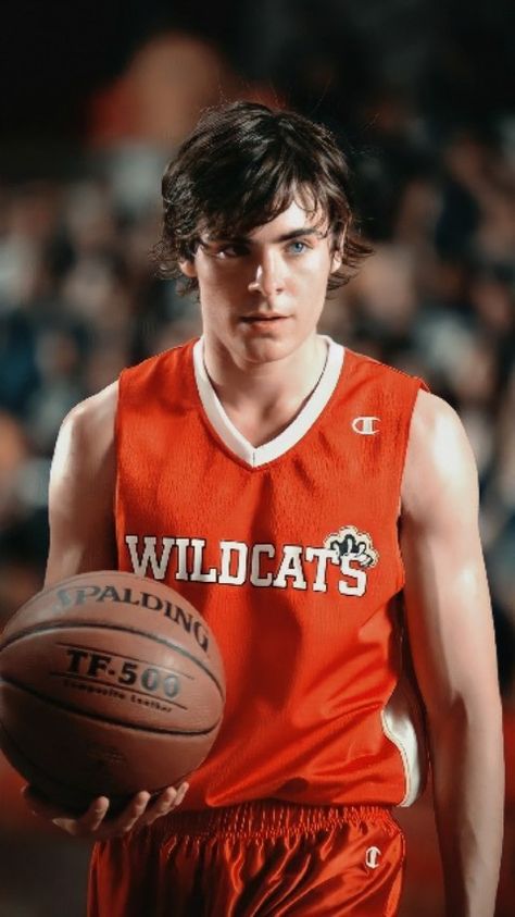 Troy High School Musical, Zac Efron High School, Gabriela Montez, Wildcats High School Musical, High School Musical 2, High School Music, High School Musical 3, Troy Bolton, Teen Magazine