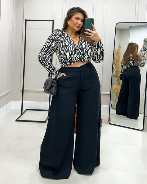 Casual Elegant Plus Size Outfit, Outfits Ideas For Plus Size Women, Formal Outfits For Plus Size Women, Dress Pants For Curvy Women, Plus Size Fancy Outfit, Curvy Formal Outfit, Formal Plus Size Outfits, Plus Size Looks Casual, Plus Size Black Skirt Outfit