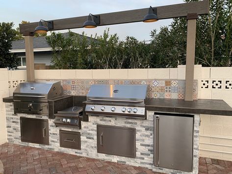 Stainless Steel Outdoor Kitchen Cabinets, Outdoor Kitchen Stove Ideas, Outdoor Hibachi Grill Built Ins, Charcoal Outdoor Kitchen, Charcoal Grill Outdoor Kitchen, Outdoor Kitchen Island Grill Station, Built In Charcoal Grill Outdoor, Outdoor Kitchen With Kegerator, Black Stone Grill Outdoor Kitchens