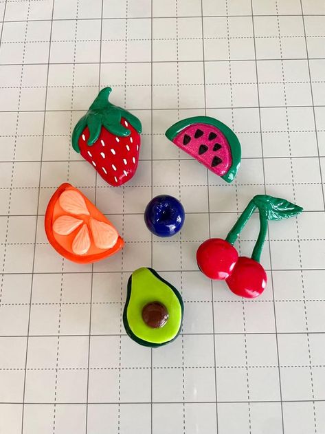 KateDanielleCrafts - Etsy UK Fruit Fridge Magnets, Cherry Clay Magnet, How To Clay Art, Air Dry Clay Projects Magnets, Mini Things To Make With Clay, Diy Fridge Magnets Creative, Art Things To Sell, Clay Kitchen Magnets, Cute Oven Bake Clay Ideas