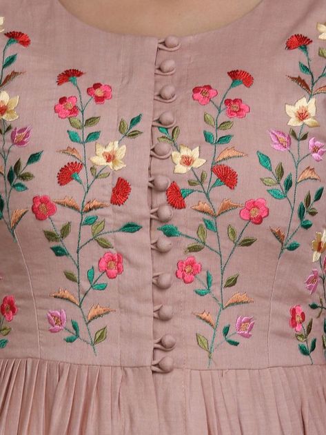 Hand Embroidery Dress, Embroidery On Kurtis, Kurti Embroidery Design, Dress Design Patterns, Handmade Embroidery Designs, Hand Work Embroidery, Embroidery Neck Designs, Embroidery Suits Design, Embroidery Flowers Pattern