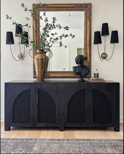 Small Entryway Table, Dining Room Furniture Design, Home Entryway, Moody Vintage, Sideboard Decor, Entryway Table Decor, Dinning Room Design, Lets Stay Home, Black Sideboard