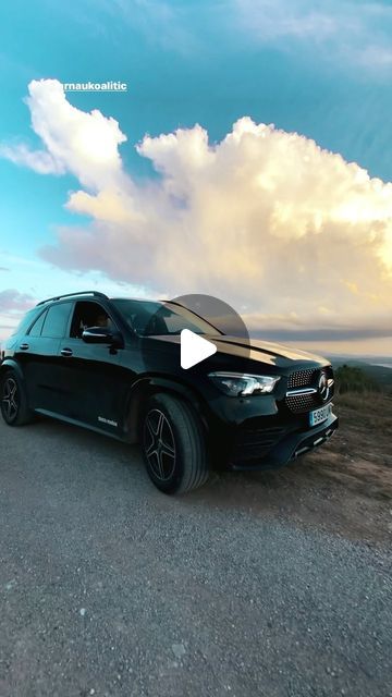 Arnau Puig Batlló 🐨📸 on Instagram: "Next level stabilization 🚀 RATE from 1-10 👇🏼 with @sternmotoroficial  . By @jordi.koalitic & @arnaukoalitic  . Car: Mercedes GLE 300D AMG By @sternmotoroficial  . #teamwork @jordi.koalitic @urijimenezzz_ @puigba__  . #reels #art #video #videooftheday #mercedes #sternmotor #sternmotoroficial #mercedesamg #supercars" Rolling Car, Car Mercedes, Mercedes Gle, Art Video, Car Videos, Mercedes Amg, Supercars, Teamwork, Super Cars