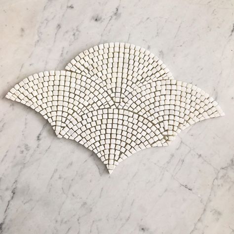 Bathroom Mosaic Tile Ideas, Tiles Showroom, Mosaic Bathroom Tile, Art Deco Fan, Fan Pattern, Fish Scale Pattern, Mosaic Floor Tile, Tile Showroom, Marble Mosaic Tiles