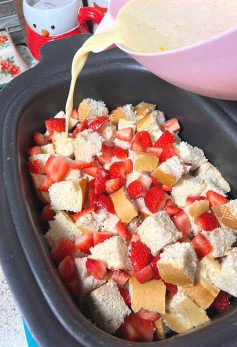 Slow Cooker Strawberry French Toast Casserole | Dine Dream Discover French Toast Recipe Crockpot, Easy Cheap Breakfast Ideas For A Crowd, Breakfast Ideas For A Crowd Crock Pots, Pull Apart French Toast Bake, Crockpot Scrambled Eggs Slow Cooker, Strawberry Breakfast Casserole, Crockpot Breakfast Burrito Filling, Christmas Breakfast Crockpot Overnight, Make Ahead French Toast Sticks