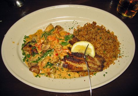 Pappadeaux Yvette Sauce recipe - YUM! Pappadeaux Dirty Rice Recipe, Papadeaux Recipes, Pappadeaux Recipe, Grilled Snapper, Pappadeaux Seafood, Blackening Seasoning, Pescatarian Meals, Dirty Rice Recipe, Blackened Salmon