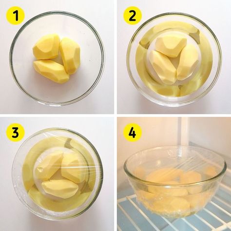 How To Keep Potatoes From Turning Brown, Can You Peel Potatoes The Night Before, Peeling Potatoes Ahead Of Time, Easiest Way To Peel Potatoes, Peel Potatoes Ahead Of Time, Person Cooking, Canned Potatoes, Potatoes In Microwave, How To Store Potatoes