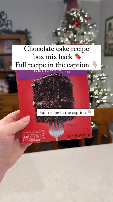 Box Chocolate Cake Hacks, Chocolate Box Cake Mix Hacks, Chocolate Box Cake Mix Recipes, Box Cake Mix Hacks, Chocolate Box Cake, Sour Cream Chocolate Cake, Icebox Cake Recipes, Cake Hacks, Instagram Recipes