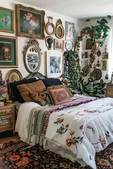 Vintage Maximalist Decor, Eclectic Decor Bedroom, Cottagecore Bedroom, Cozy Bohemian, Bedroom 2024, Mirror Gallery, Mirror Gallery Wall, Indian Bedroom, Blanket Ideas