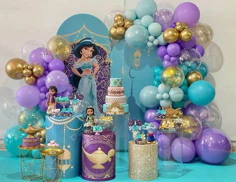 Jasmine Cake, Princess Jasmine Party, Balloon Birthday Themes, Aladdin Birthday Party, Princess Jasmine Birthday Party, Aladdin Party, Princess Jasmine Birthday, Jasmine Party, Jasmine Birthday