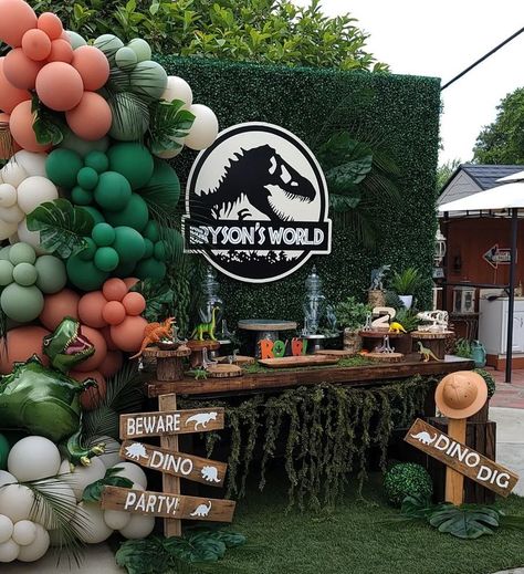 Throw a little dino-mite bash with decor inspired by the movie Jurassic Park! Let these fun ideas help you "build" the perfect party. #LavishMoments #KidsBirthday #Balloons #KidsBirthdayParty #SmallBusiness #BalloonArch #BalloonGarland #ToddlerParty #EventPlanning #BalloonDecor #BalloonStylist #ModernBalloons #LuxeBalloons #BirthdayBalloons #BalloonInspo #JurassicPark #JurassicWorld #JurassicWorldParty #JurassicParkParty #Dinosaur #DinosaurParty #JurassicParkBirthday #ParqueJurasico Jurassic Park Balloon Decor, Jurassic Park Outdoor Decorations, Jurassic Park Party Balloons, Jurassic Park Photoshoot, Jurassic World Balloon Garland, Dino Party Balloons, Jurassic Park Balloon Arch, Jurassic Park Balloons, Jurassic Park Party Decor