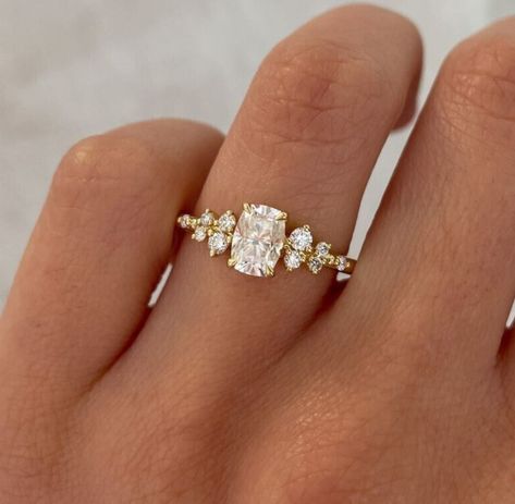 Oval Snowdrift Engagement Ring, Dream Wedding Rings Gold, Different Gold Engagement Rings, Gold Wedding Engagement Ring, Engagement Ring Flatlay, Gold Wedding Rings 3 Stone, Gold Cushion Wedding Rings, Engagement Rings Dainty Gold, Gold Ring Marriage