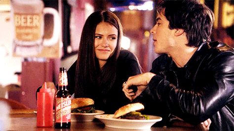 The Vampire Diaries Season 1 Episode 11, "Bloodlines" - 16 Favorite Episodes of The Vampire Diaries Delena Gif, Borgias Costumes, Vampire Diaries Seasons, Vampire Diaries Damon, First Humans, Elena Gilbert, Ian Somerhalder, Smart Jokes, The Vampire Diaries