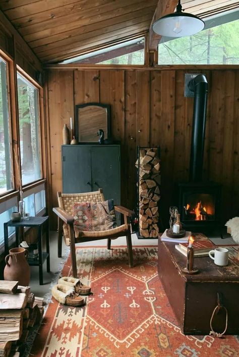 Scandinavian Cabin Interior, Scandinavian Cabins, Norwegian Cabin, Scandinavian Cabin, Cabin Interiors, Cabin Living, Tiny Cabin, Cabin In The Woods, Modern Cabin