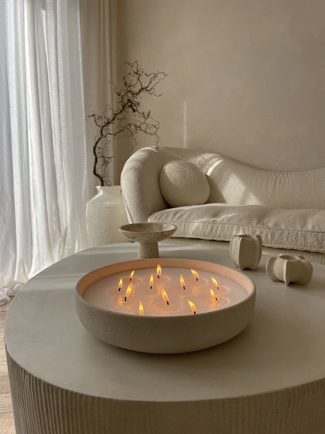 Home Decor With Candles, Candles Interior Design, Lots Of Candles Decor, Candles Coffee Table, Candles Living Room, Candle Living Room, Candle Interior, Wax Aesthetic, Bougie Aesthetic