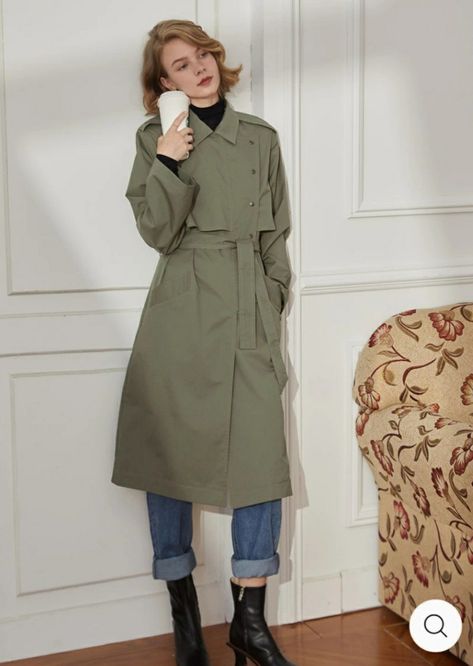 Rain Coat Aesthetic, Coat Aesthetic, Dark Academia Outfit, Cotton Trench Coat, Fall Fashion Coats, Persian Fashion, Long Rain Coat, Long Trench, Fall Winter Wardrobe