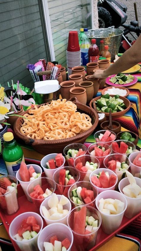 Men Mexican Theme Party, Pozole Party Set Up, Mexican Birthday Food Ideas, Mexican Grad Party Ideas, Mexican Inspired Birthday Party, Mexican Snack Table Party Ideas Birthday, Dessert Table Ideas Mexican, Mexican Backyard Party, Mexican Theme Snack Table