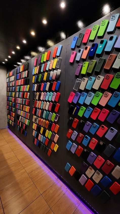 Mobile Accessories Shop Design, Iphone Shop Interior Design, Mobile Phone Shop Design Interiors, Phone Store Design Interiors, Iphone Store Shop, Phone Shop Design Interiors, Mobile Accessories Shop Interior, Electronic Shop Interior Design, Mobile Store Interior