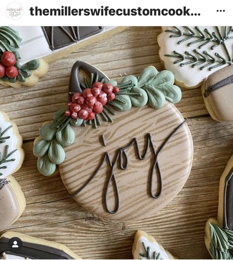 Mistletoe Cookies Decorated, Plaid Cookies Decorated, Farmhouse Christmas Cookies, Boho Christmas Cookies, Christmas Cookie Frosting, Christmas Sugar Cookies Decorated, Winter Cookies, Christmas Cookies Gift, Cookie Christmas