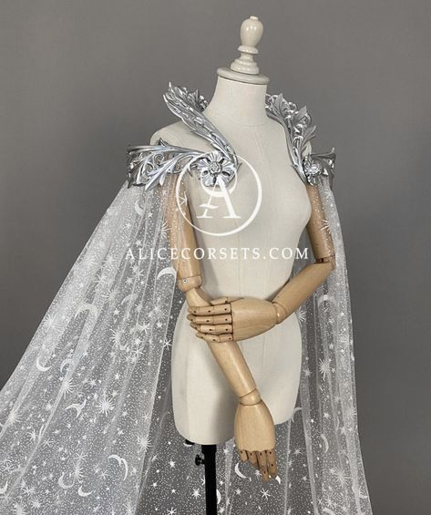 Celestial Costume Ideas, Space Goddess Outfit, Moon Goddess Cosplay, Moon Goddess Dress, Moon Goddess Costume, Starry Dress, Celestial Fairy, Veil Cape, Elven Wedding