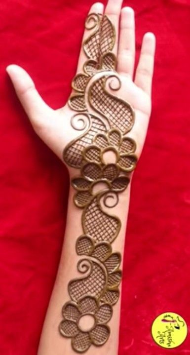 Latest Arabic Mehndi Designs Front Hand, Mehndi For Beginners, Mehndi Tutorial, Palm Mehndi, Traditional Mehndi, Simple Arabic Mehndi, Indian Mehndi, Palm Mehndi Design, Simple Arabic Mehndi Designs