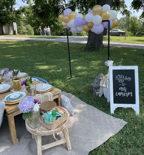 Bridal shower picnic in the park Bridal Shower At Park, Lounge Pillow, Unique Table Settings, Picnic Style, Bubble Wands, Picnic In The Park, Glam Decor, Rustic Table, Paper Lanterns