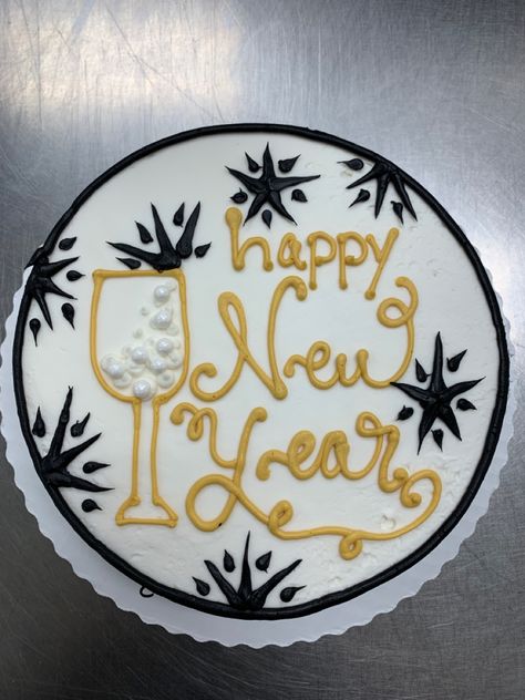 New Years Cakes Ideas, New Years Eve Cakes, New Year Eve Cake Ideas, New Years Cake Ideas 2024, New Year Cake Design 2024, New Years Sheet Cake, Cake Decorating New Year, Nye Cake Ideas, Cakes For New Year