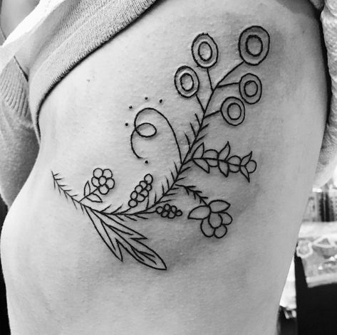 Gizhiiwe is an Anishinaabe tattoo ... Indigenous Flower Tattoo, Anishinaabe Tattoo, Metis Tattoo, Beadwork Tattoo, Ojibwe Tattoo, Ojibwe Floral Design, Ojibwe Floral, Native Beauty, Floral Beadwork