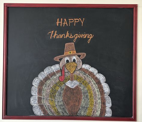 Chalkboard Thanksgiving Art, Chalkboard Art November, Thanksgiving Chalkboards Ideas, Scarecrow Chalkboard Art, Happy Thanksgiving Chalkboard Art, November Chalk Art, Thanksgiving Chalkboard Art Easy, Turkey Chalkboard Art, Thanksgiving Whiteboard Art